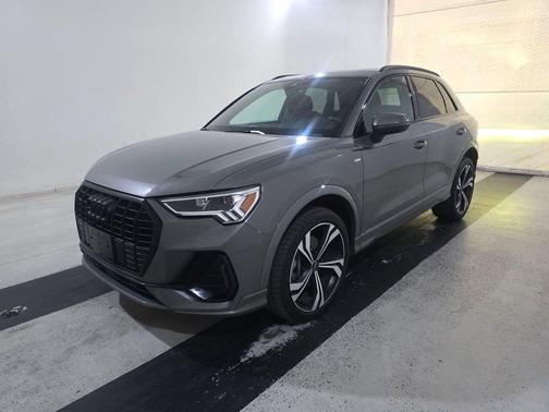 2023 Audi Q3 45 S line Premium Plus