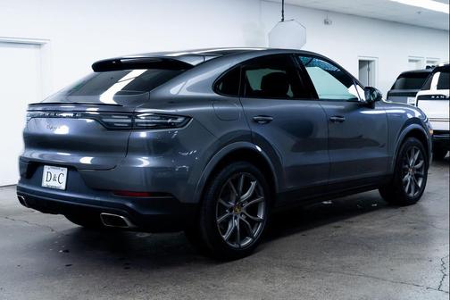 2022 Porsche Cayenne S