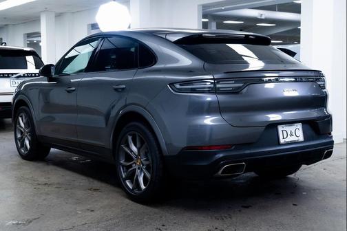2022 Porsche Cayenne S