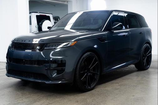 2023 Land Rover Range Rover Sport SE
