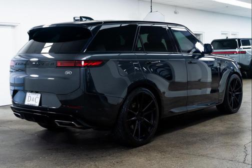 2023 Land Rover Range Rover Sport SE