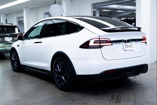 2025 Tesla Model X Long Range