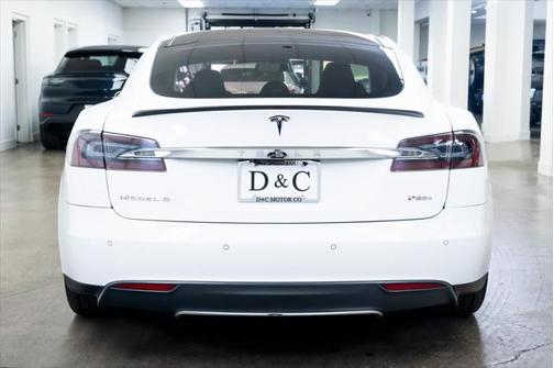 2014 Tesla Model S Base