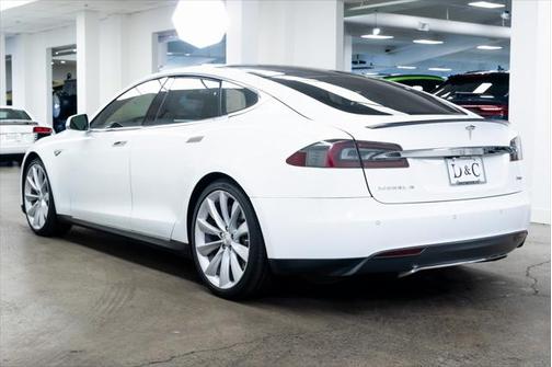 2014 Tesla Model S Base