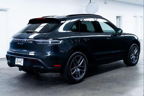 Volcano Grey Metallic 2024 Porsche Macan Macan Sport Edition