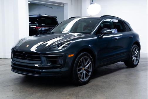 Volcano Grey Metallic 2024 Porsche Macan Macan Sport Edition