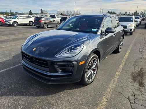 2024 Porsche Macan Macan Sport Edition