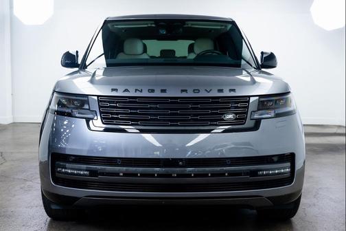 2024 Land Rover Range Rover P530 SE