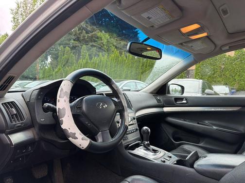 Liquid Platinum Metallic 2010 INFINITI G37x Base