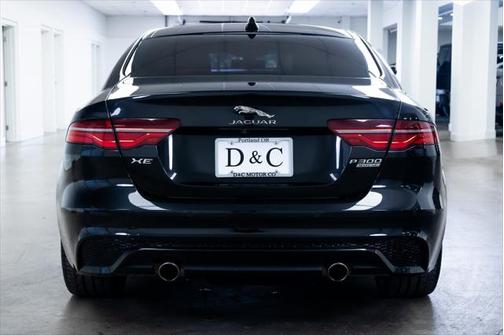 2020 Jaguar XE R-Dynamic SE
