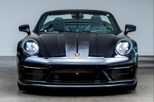 Jet Black Metallic 2022 Porsche 911 Carrera GTS