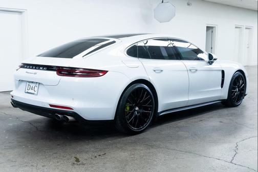 2020 Porsche Panamera 4S