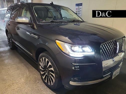 2022 Lincoln Navigator Black Label