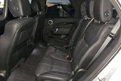 2018 Land Rover Discovery SE