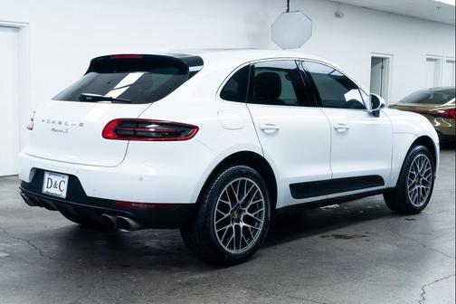 2015 Porsche Macan S