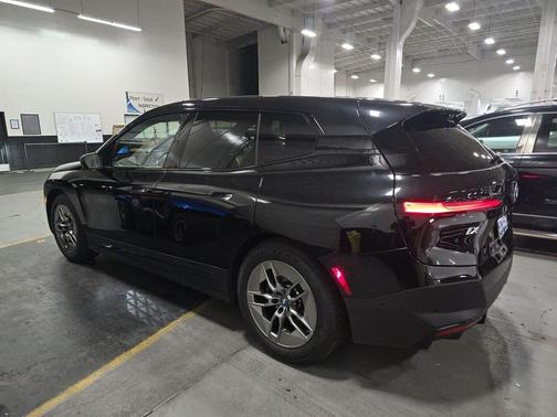 2023 BMW iX xDrive50