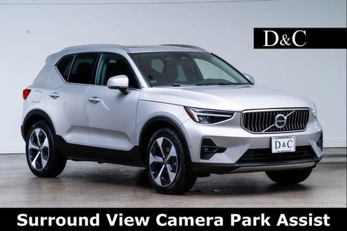 Silver Dawn Metallic 2025 Volvo XC40 B5 Plus Bright Theme