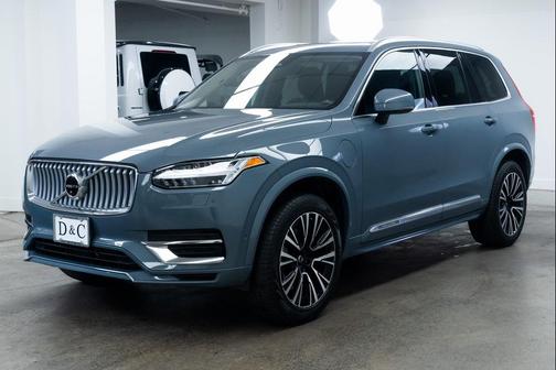 2023 Volvo XC90 Recharge Plug-In Hybrid T8 Plus Bright Theme 7-Seater