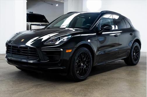 2020 Porsche Macan Turbo