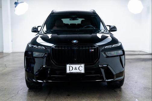 2025 BMW X7 M60i