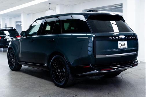 2024 Land Rover Range Rover P530 SE