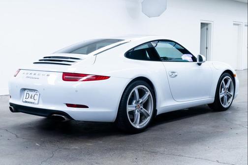 2015 Porsche 911 Carrera