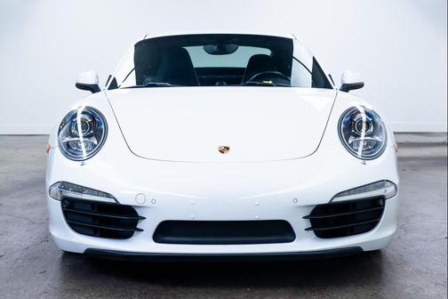 2015 Porsche 911 Carrera