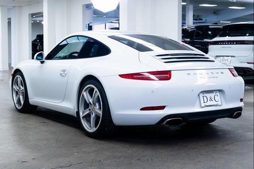 2015 Porsche 911 Carrera