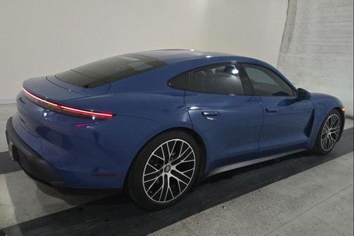 2023 Porsche Taycan 4S