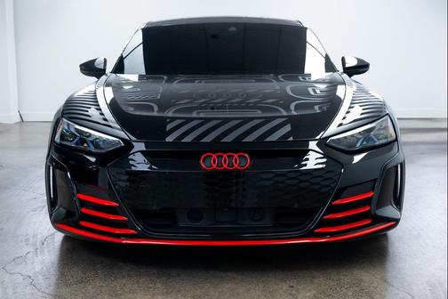 2023 Audi RS e-tron GT quattro