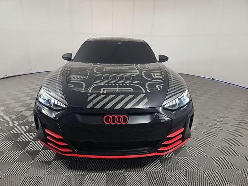 2023 Audi RS e-tron GT quattro