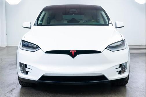 2017 Tesla Model X 90D