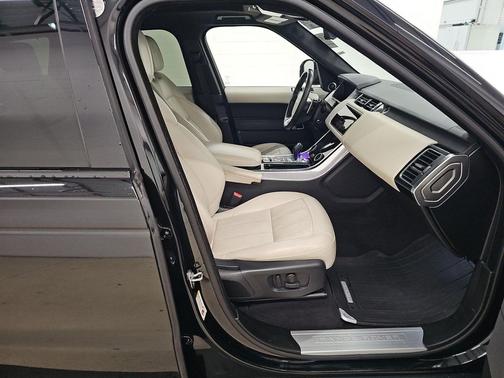 2022 Land Rover Range Rover Sport HSE Silver Edition