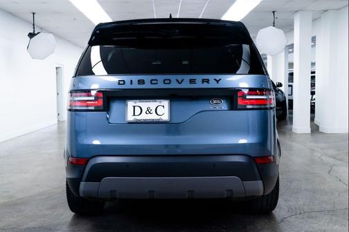 Byron Blue Metallic 2020 Land Rover Discovery HSE