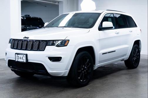 2022 Jeep Grand Cherokee Altitude