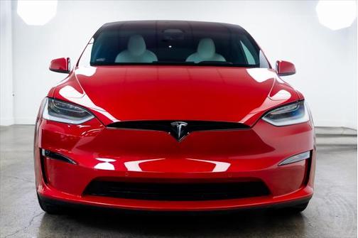 2022 Tesla Model X Plaid