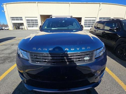 2024 Land Rover Range Rover Sport SE