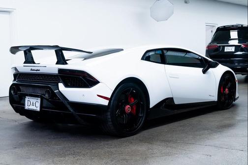 2018 Lamborghini Huracan Performante