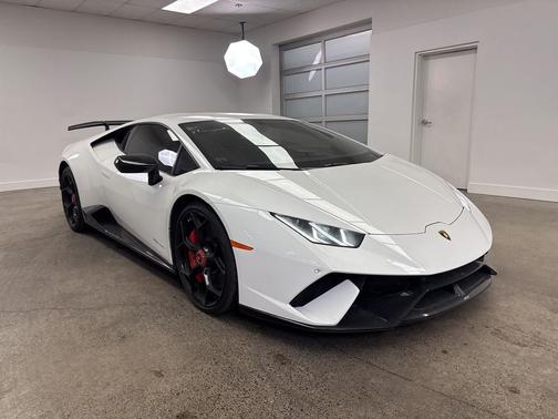2018 Lamborghini Huracan Performante