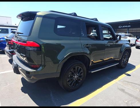 Nori Green Pearl 2024 Lexus GX 550 Premium+
