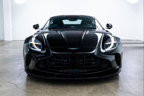 Black 2025 Aston Martin Vantage