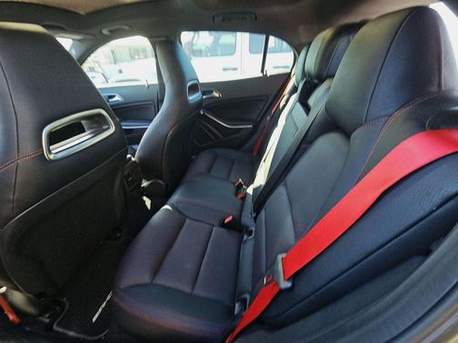 2015 Mercedes-Benz GLA-Class GLA 45 AMG