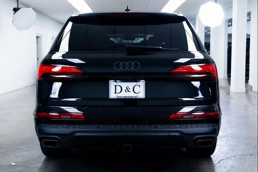 2025 Audi Q7 55 Premium Plus