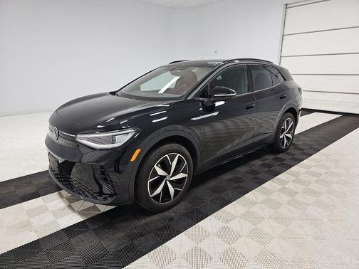 Deep Black Pearl 2023 Volkswagen ID.4 AWD Pro S