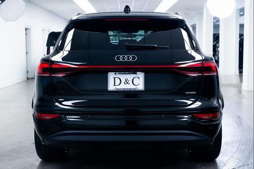 2025 Audi Q6 e-tron Premium Plus quattro