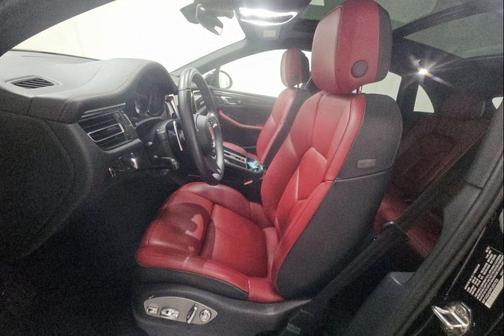 2023 Porsche Macan S