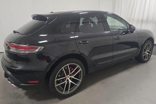 2023 Porsche Macan S