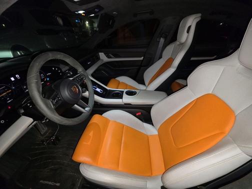 2023 Porsche Taycan Turbo S