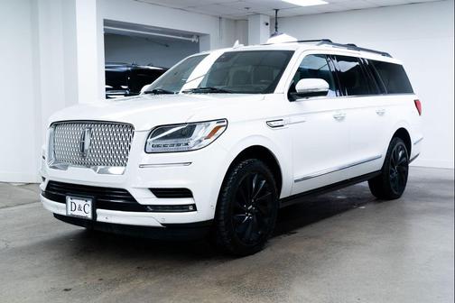 Pristine White 2020 Lincoln Navigator Reserve