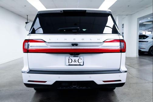 Pristine White 2020 Lincoln Navigator Reserve
